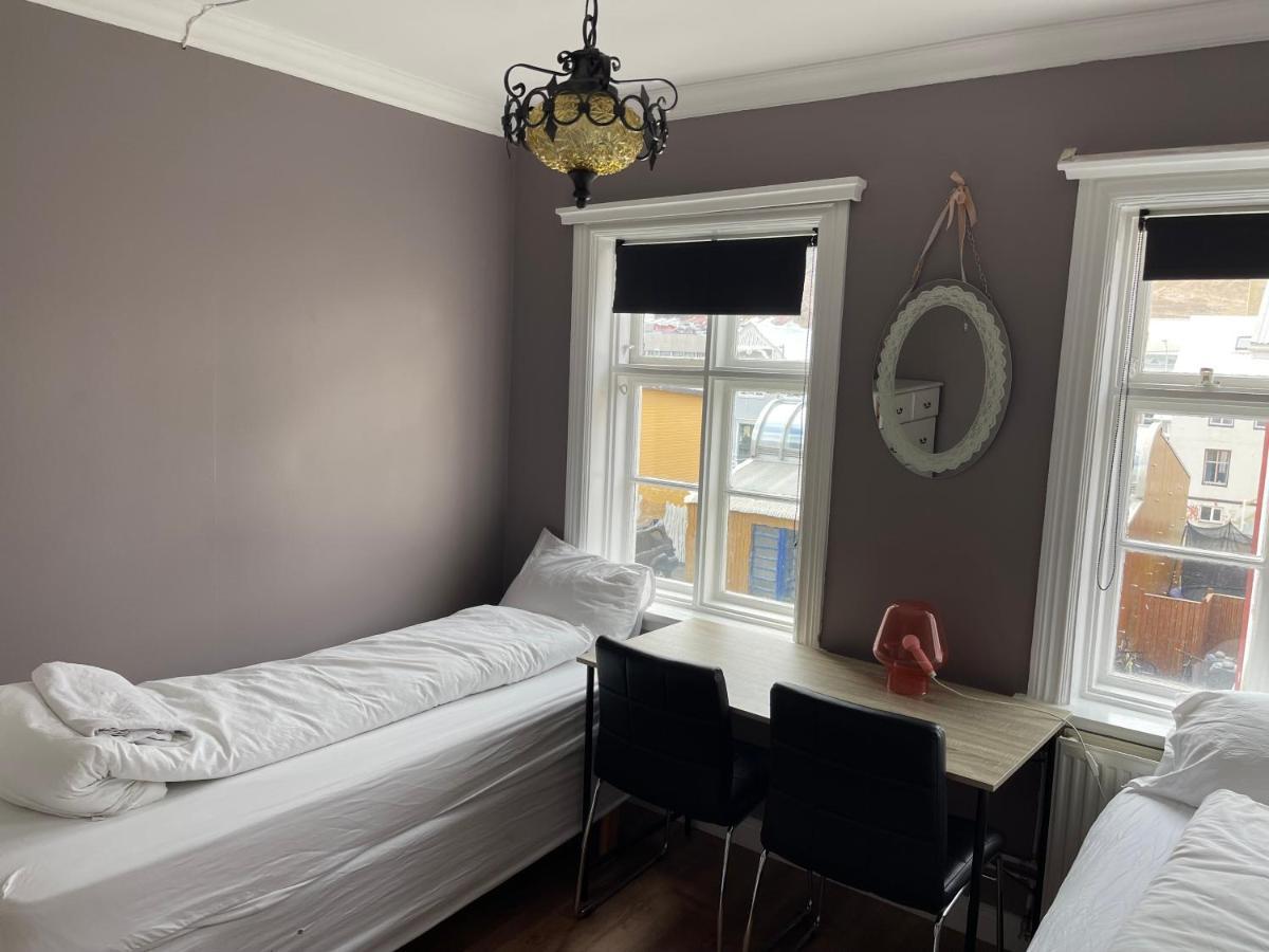 Mánagisting Guesthouse Ísafjörður Extérieur photo