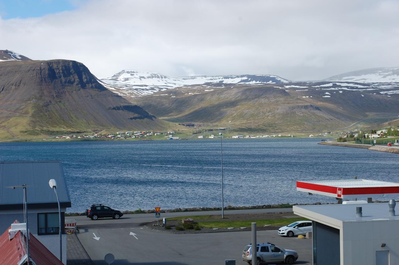 Mánagisting Guesthouse Ísafjörður Extérieur photo