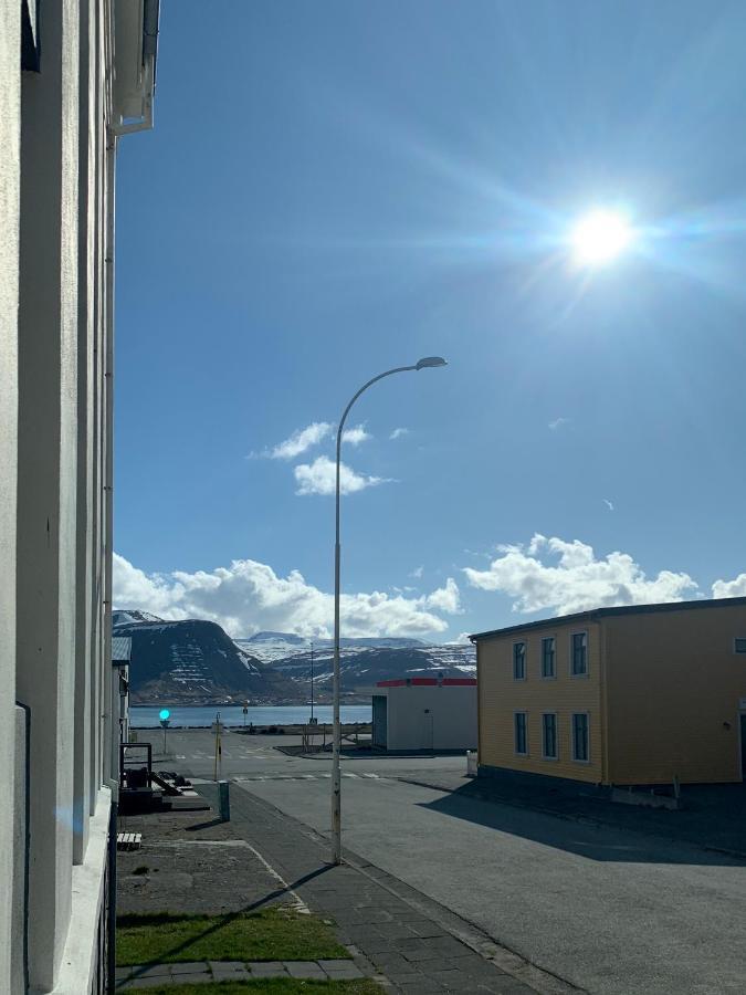 Mánagisting Guesthouse Ísafjörður Extérieur photo